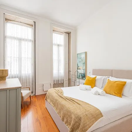 Charming 2br On Rua Flores In Historic דירה *